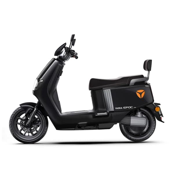 Електроскутер YADEA EPOC Чорний - зображення 1